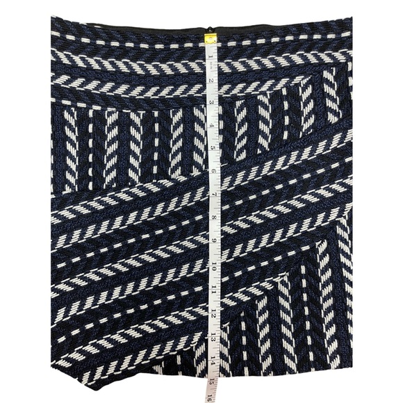 Haute Rogue Urban Outfitters Chevron Knit Mini Skirt Blue & White - Medium - Picture 6 of 14